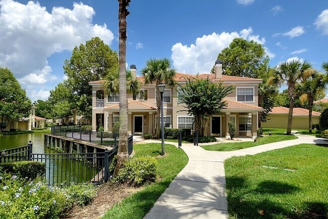 Building Photo - 2 Bedroom 2 bathroom in The  Abor Lakes Luxury Condominium. Stop, Look and Lease!