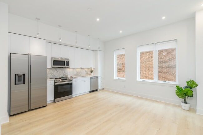 Building Photo - 4037 Powelton Ave Building Photo - 4037 Powelton Ave