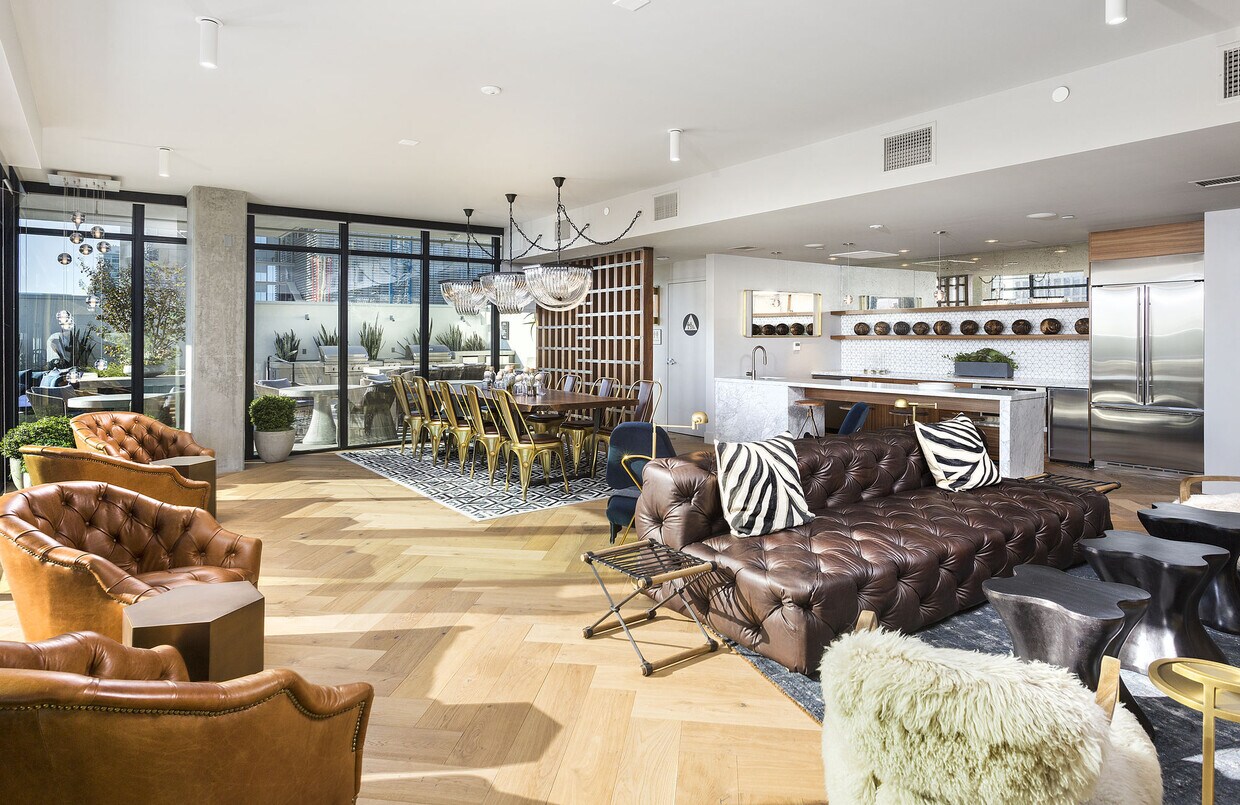 ALX Apartments in San Diego, CA Westside Rentals