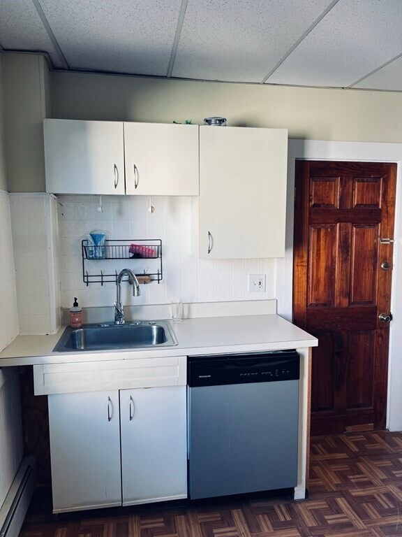 Building Photo - 24 Benner Ave