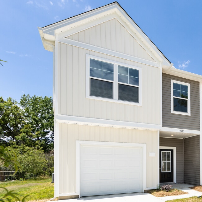 Photo - 19427 S Hill St House