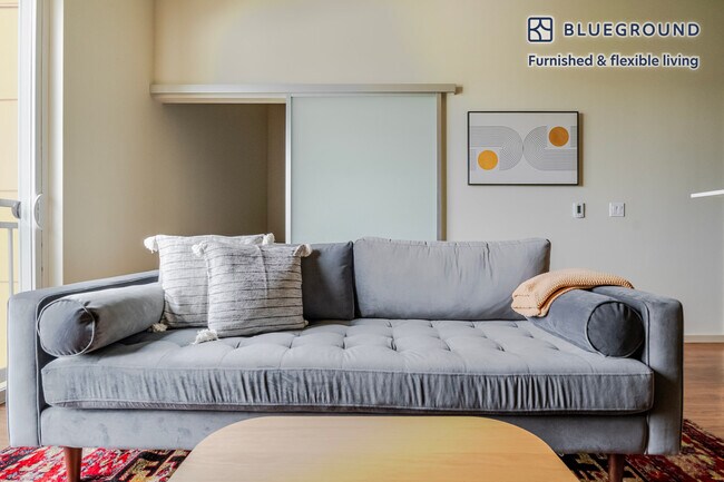 Foto del edificio - 8300 160th Ave NE