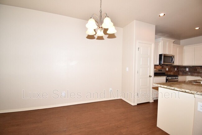 Building Photo - 11215 Coachmans Road