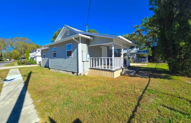 Photo - 9447 Peachtree St House