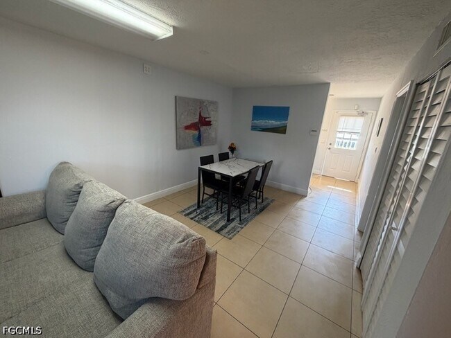 Foto del edificio - 2535 Parkway St