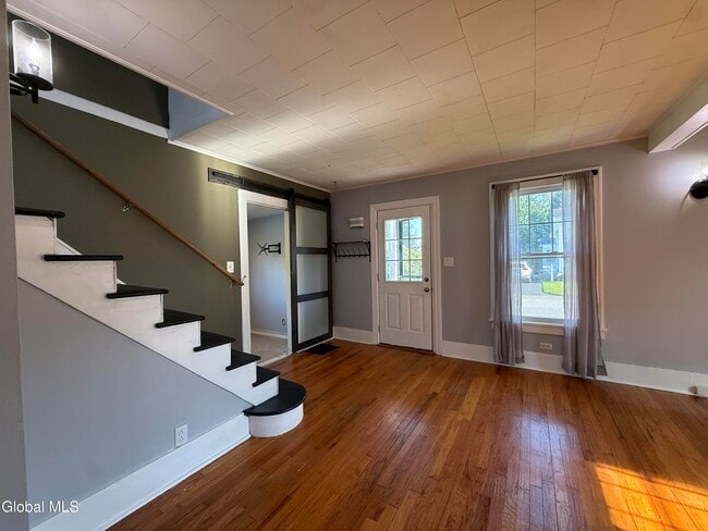 Building Photo - 49 Kunker Ave