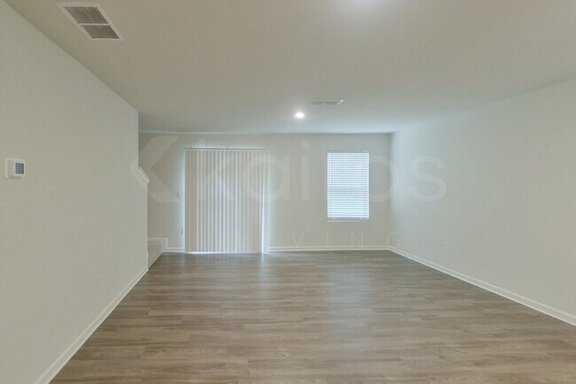 Foto del edificio - 332 Ironwood Ct
