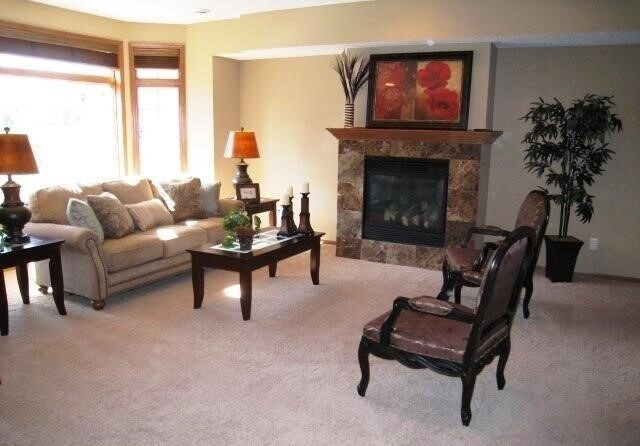 Foto del edificio - Heated garage! Fabulous 2Bd/2.5Ba + Loft! Woodbury- Available July 1st