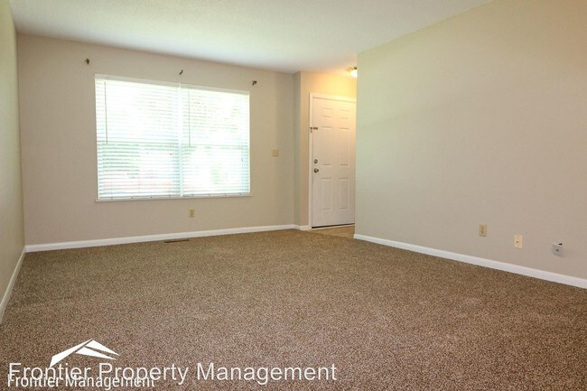 Building Photo - 725-731 Fremont St