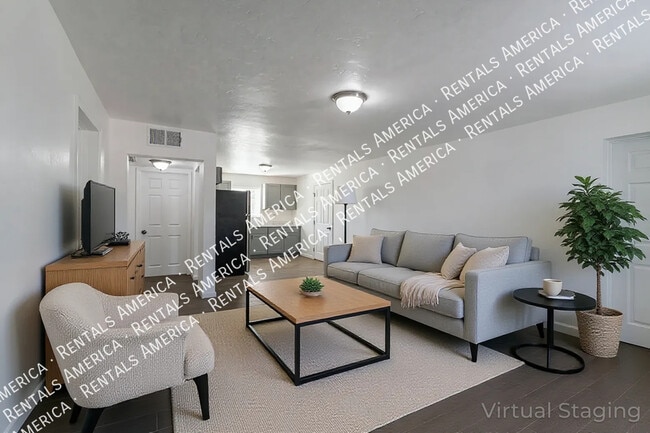 Building Photo - 207 W Ohio St