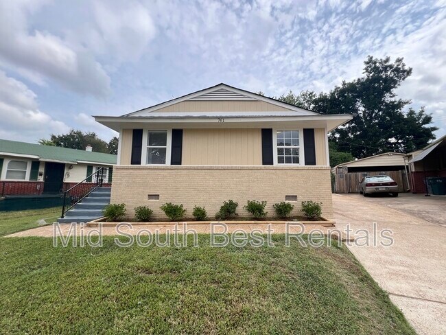 Building Photo - 761 Tampa Ave