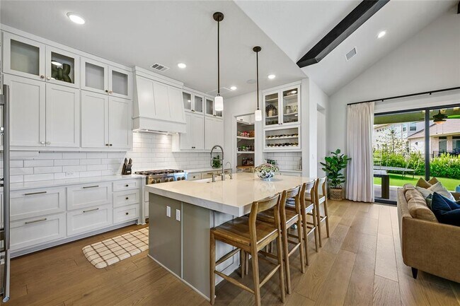 Foto del edificio - 412 Sitlington Ln