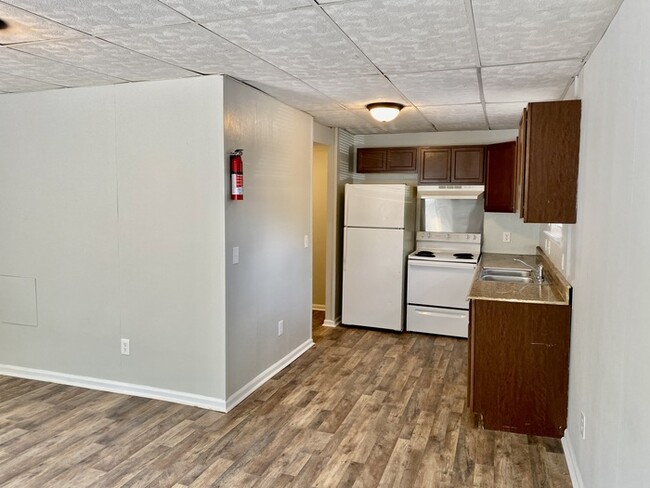 Building Photo - 1Bed/1Bath Apartment: Ft Oglethorpe!