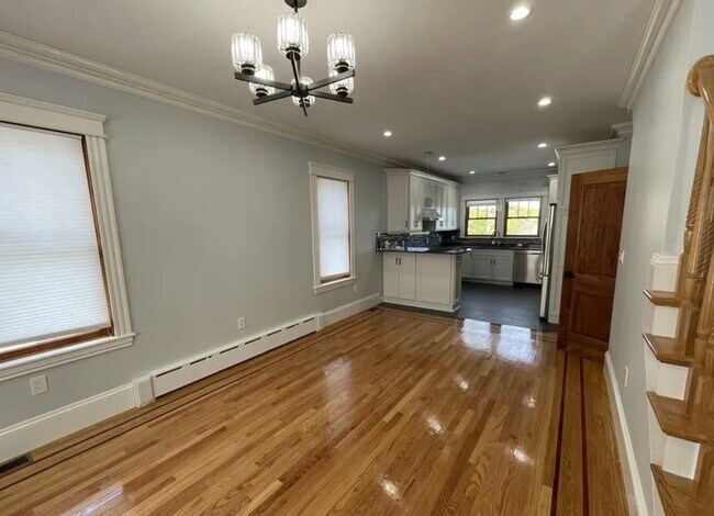 Building Photo - 46 Gerrish St