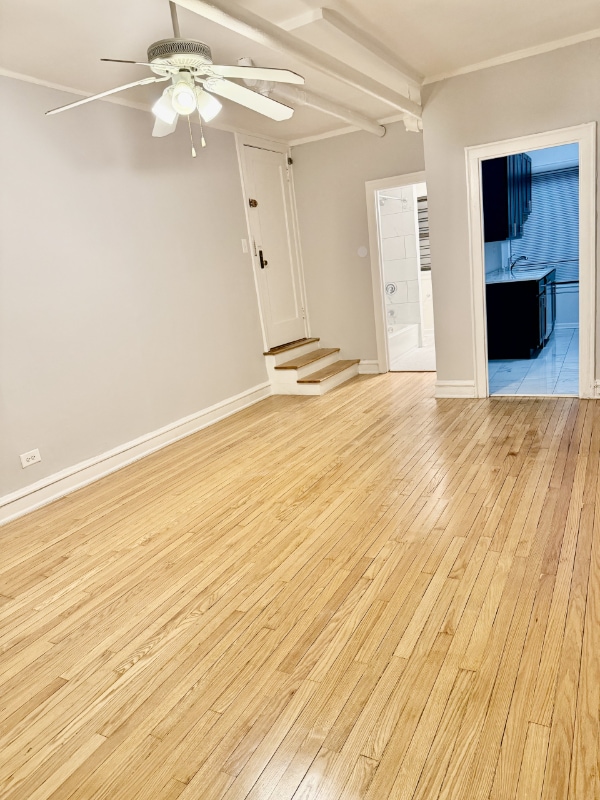 Foto del edificio - 3157 N Hudson Ave