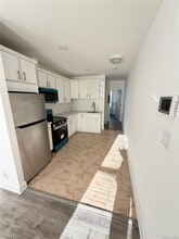 Building Photo - 119 Mt Vernon Ave