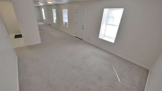 Building Photo - 9021 Gaylord Dr