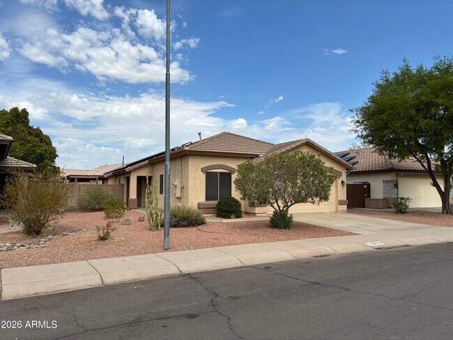 Building Photo - 15618 N 159th Ln
