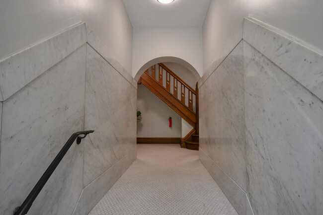 Entry - 5656 Waterman Blvd