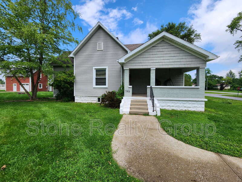 Foto principal - 7416 Main St