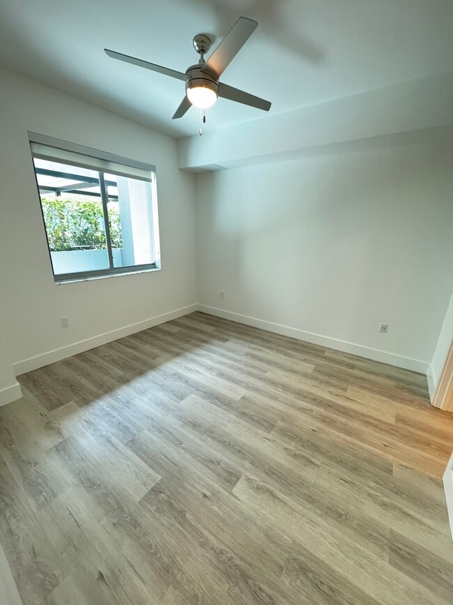MASTER BEDROOM - 136 NE 43rd St (Miami, FL) Apartments