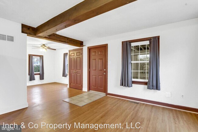 Foto del edificio - 3 br, 2 bath House - 720 Skyline Drive