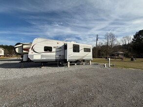 Building Photo - 144 Katie Eubanks Rd