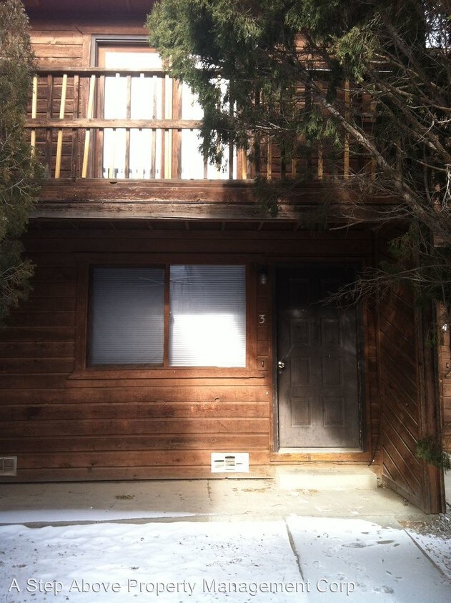 Primary Photo - 493 32 Rd