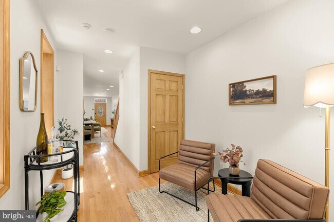 Foto del edificio - 1121 S Clinton St