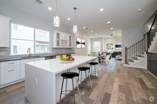 Building Photo - 1328 W 23rd St