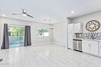 Building Photo - 2134 W Harmont Dr
