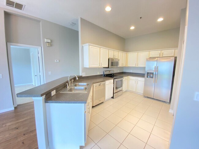 Foto del edificio - Newly Listed 2/2 in a Beautiful Community!