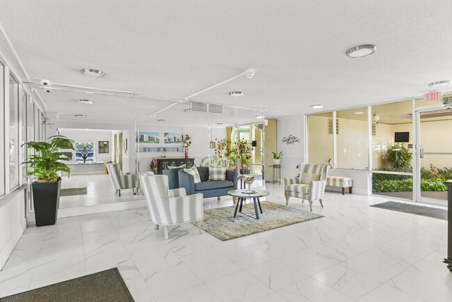 Foto del edificio - 6200 NW 2nd Ave