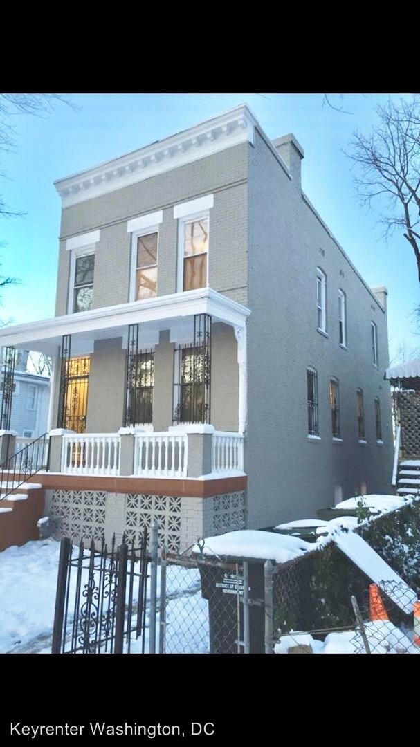Building Photo - 4 br, 2 bath House - 907 Jefferson St, NW