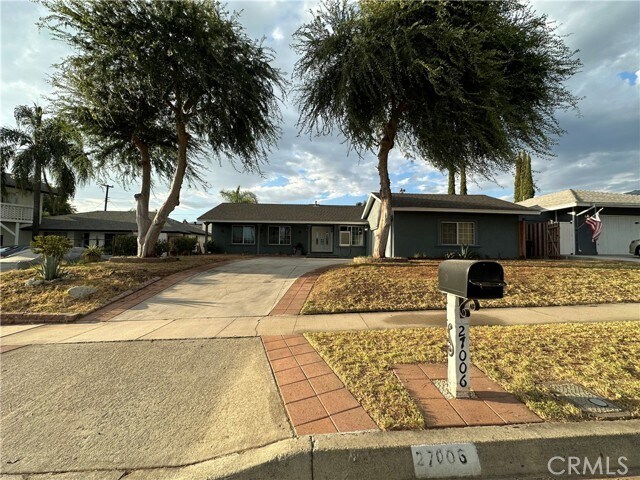 Foto del edificio - 27006 Stratford St