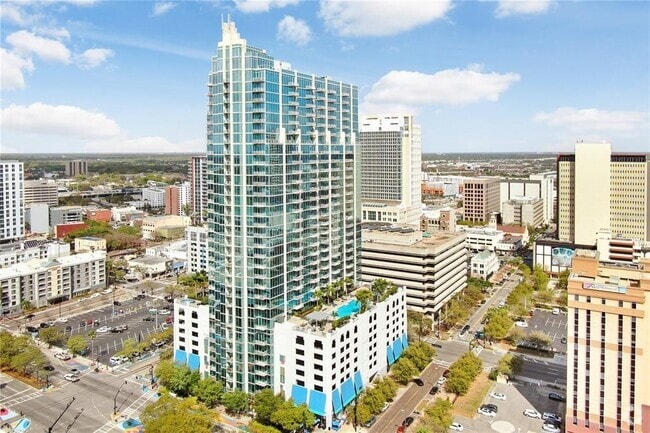 Building Photo - 777 N Ashley Dr