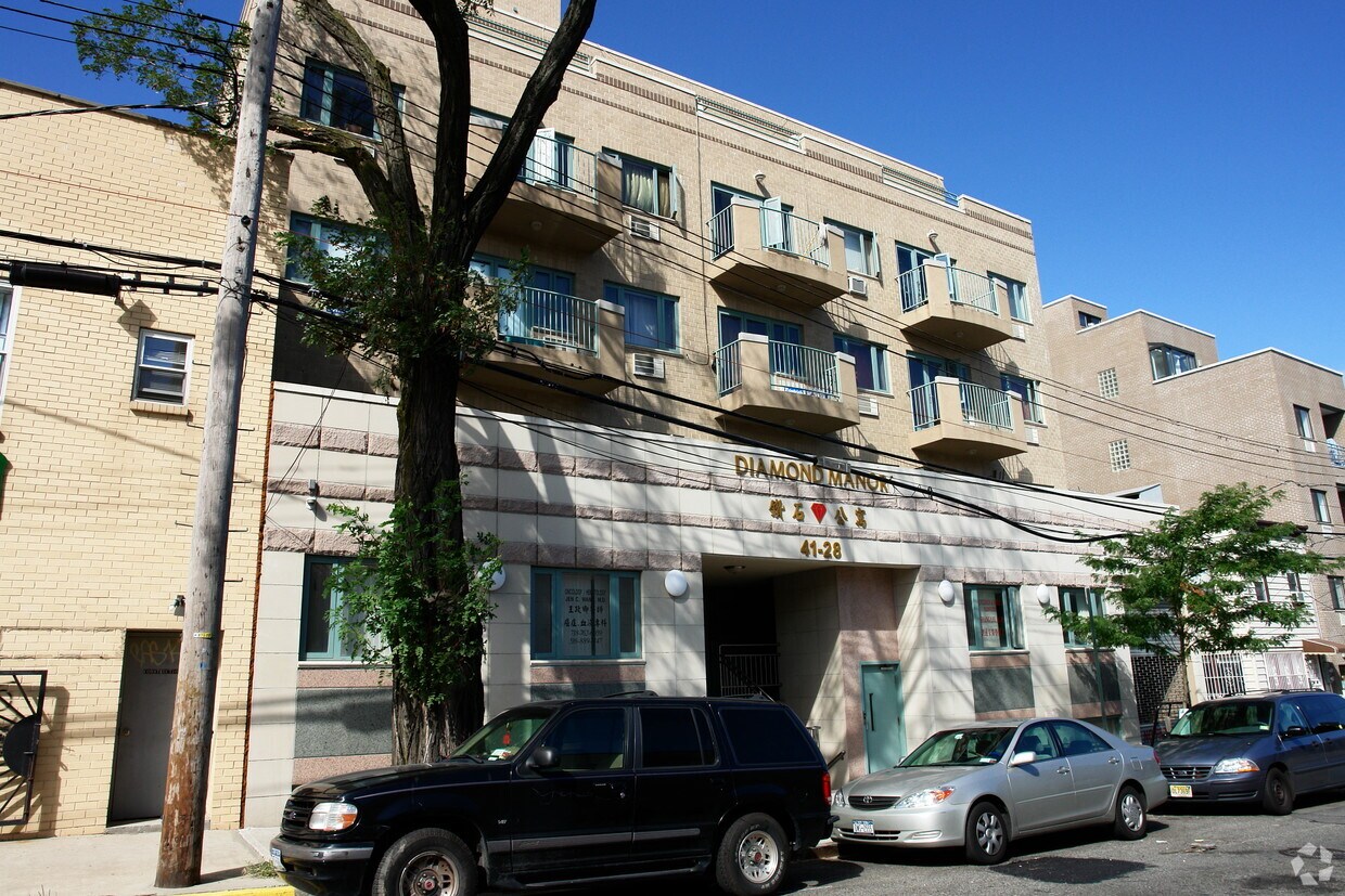 Primary Photo - 4128 Haight St
