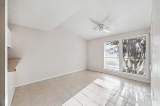 Building Photo - 1014 Graham Dr