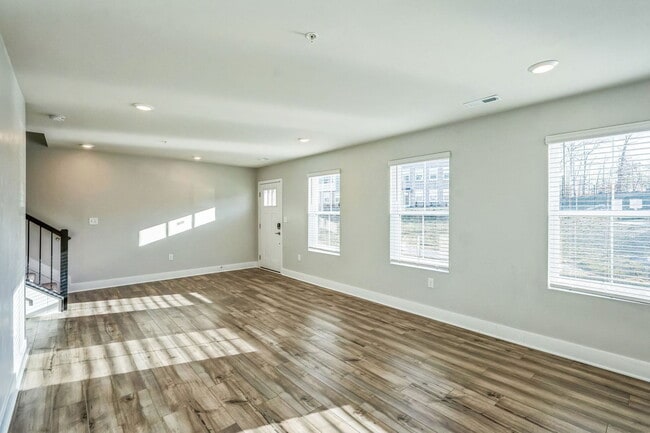 Building Photo - 4158 Skipton Pl