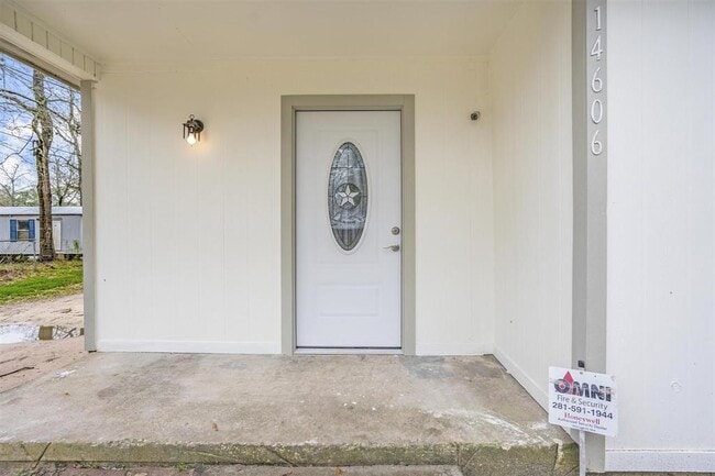 Building Photo - 14606 Oak Leaf Loop