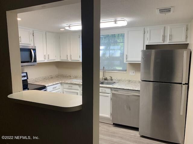 Foto del edificio - 5201 Atlantic Blvd