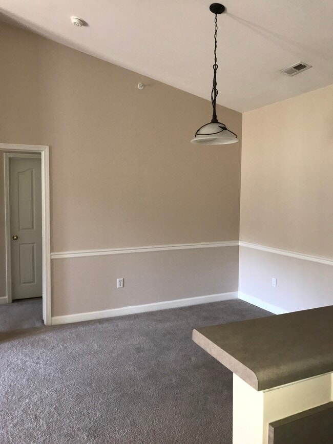Foto del edificio - 17023 Doe Valley Ct