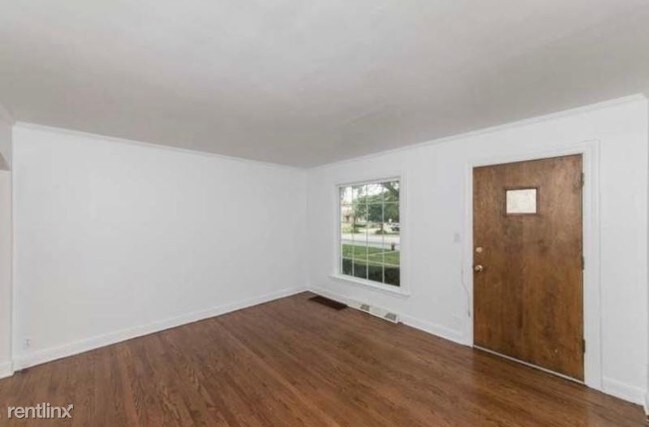 Foto del edificio - 7540 W Devon Ave