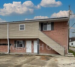 Building Photo - 135 W Hendricks St