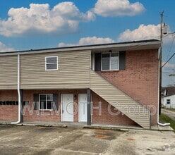 Building Photo - 135 W Hendricks St