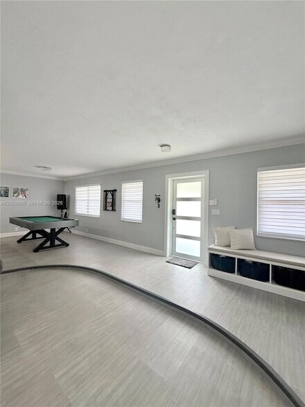 Foto del edificio - 5680 SW 7th St