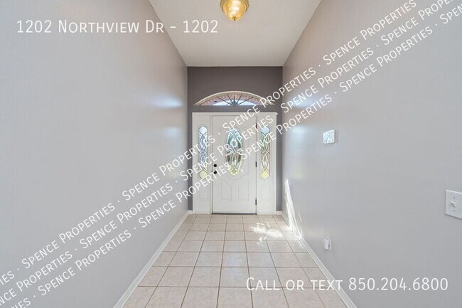 Foto del edificio - 1202 Northview Dr