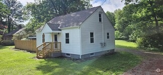 Building Photo - 7626 Richmond Rd