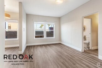 Building Photo - 3715 1st St