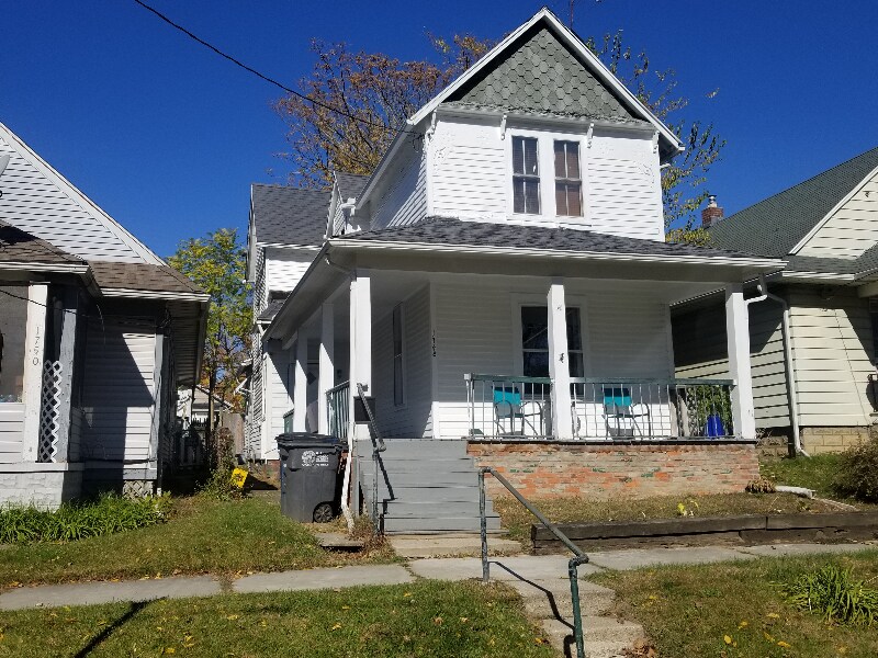 Foto principal - 1748 Finch St